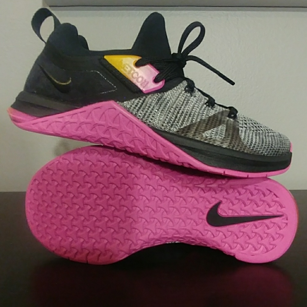 WOMENS NIKE METCON FLYKNIT 3 - Picture 2 of 4